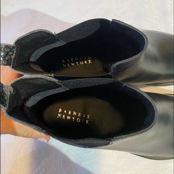BARNEYS NY Black & Gray Python Booties US 7**$518 - Picture 7 of 8
